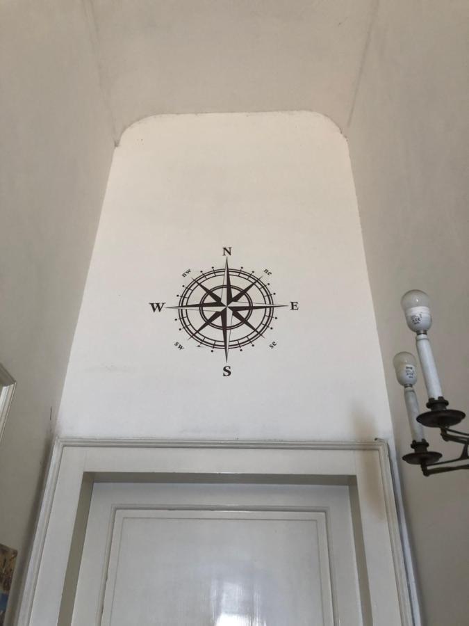 Hostel Beach House Giardini Naxos Eksteriør billede