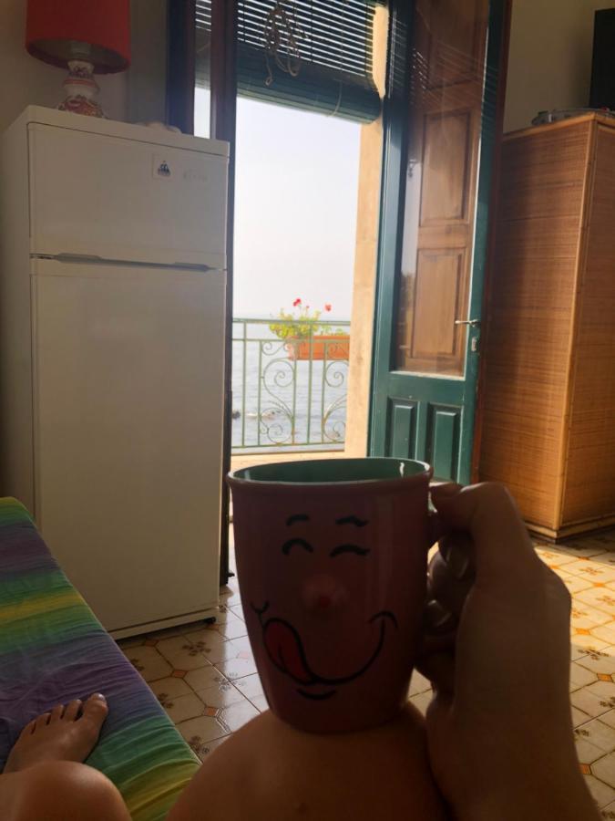 Hostel Beach House Giardini Naxos Eksteriør billede